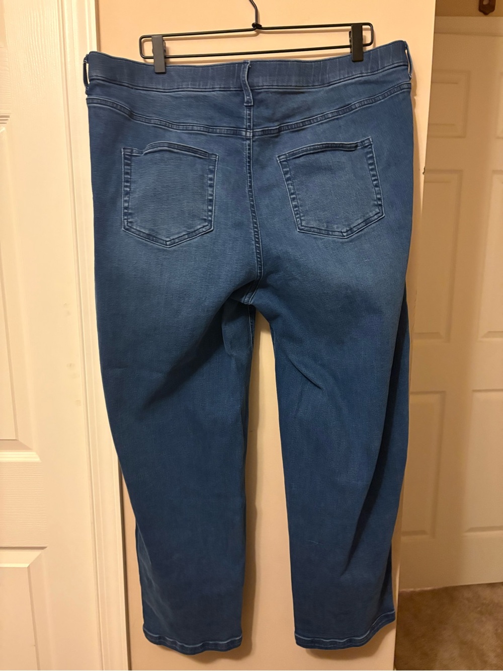 Denim&Co Relaxed Mid-Blue Boyfriend Jeans Size 20W - Picture 7 of 8